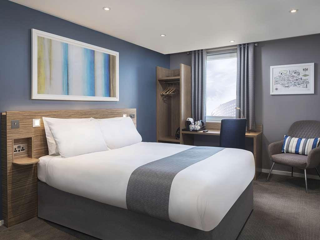 Travelodge London Ealing Room photo